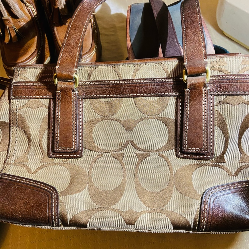 Coach handbag